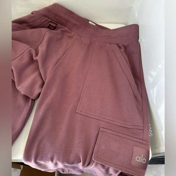 ALO Yoga Dusty Rose Jogger Pants - Picture 1 of 5